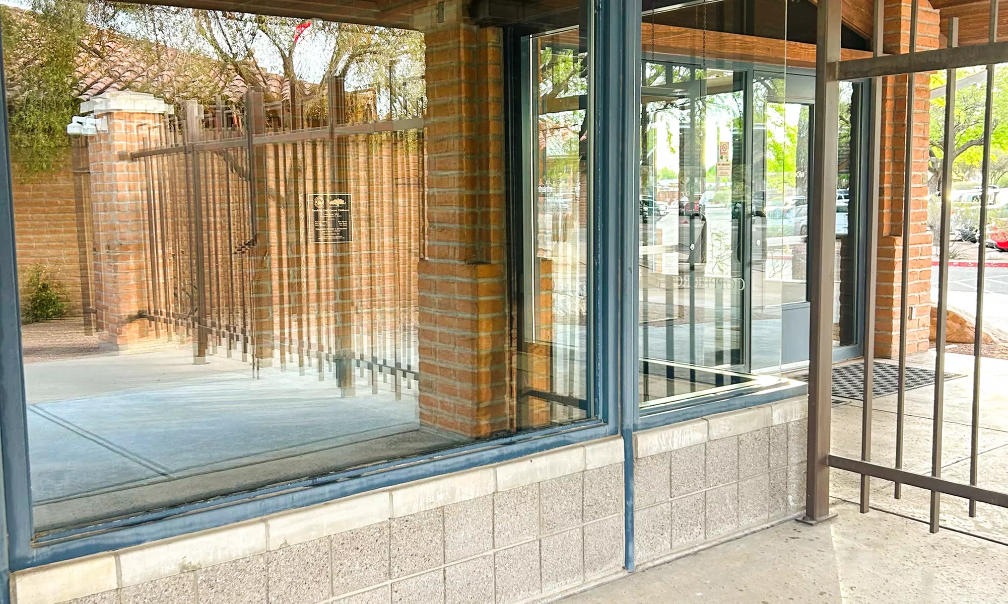 Expert Services Awaits: Interior or Exterior Window Cleaning or Both