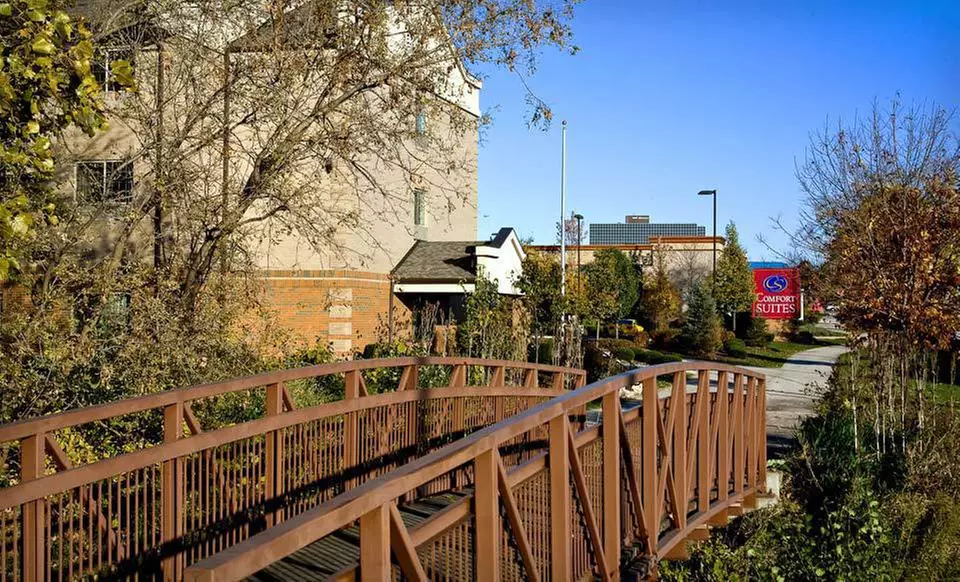 One-Night Stay with Legoland Tickets and Lou Malnati’s Pizza Credit at Comfort Suites Schaumburg - Primary Image