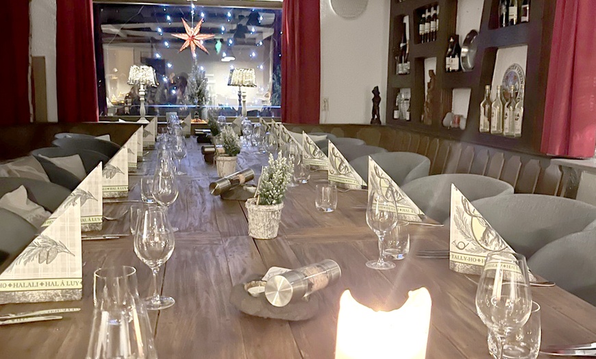 Image 2: Mediterraner Pastaabend: All-You-Can-Eat inkl. Wein und Tiramisu