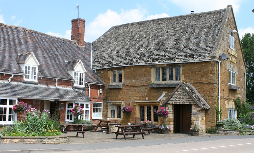 Image 8: Stratford-Upon-Avon Country Inn