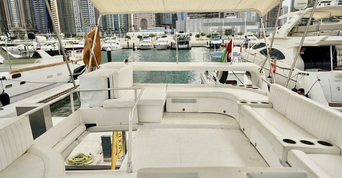 44-, 50- Or 80-feet Luxury Yacht Or 40-feet Fishing Tarrad 44-, 50- Or 80-feet Luxury Yacht Or 40-feet Fishing Tarrad