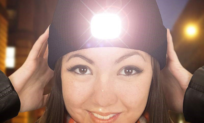 Image 2: Rechargeable Five-LED Beanie Hat