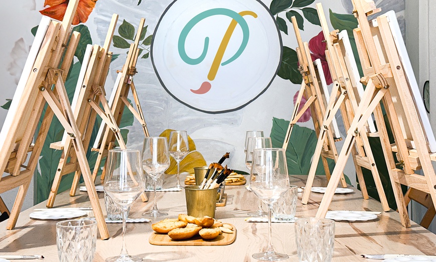 Image 1: Taller de pintura de 2 horas con bebida y tentempié para 1 o 2