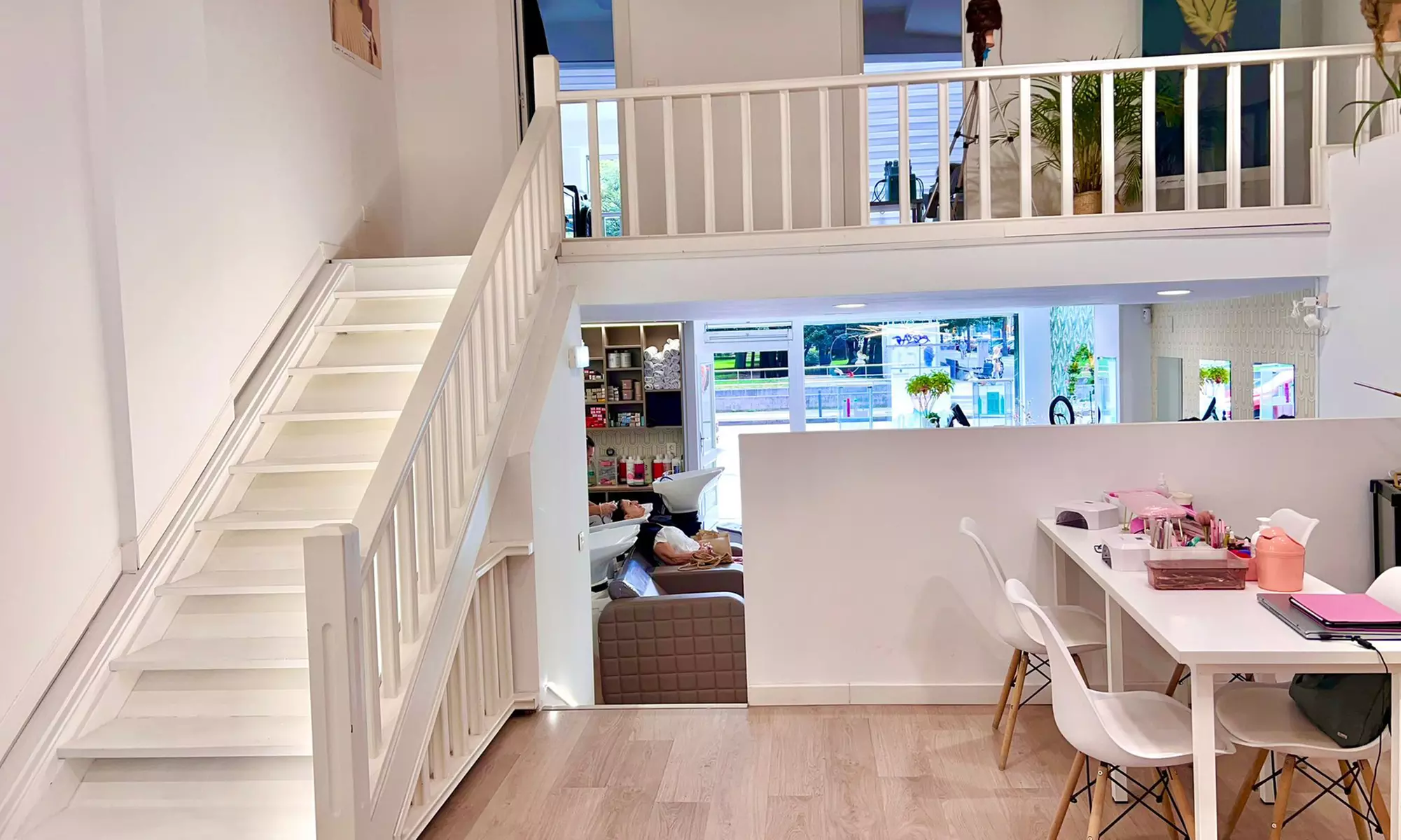 Lifting y tinte de pestañas con opción a diseño y depilación de cejas