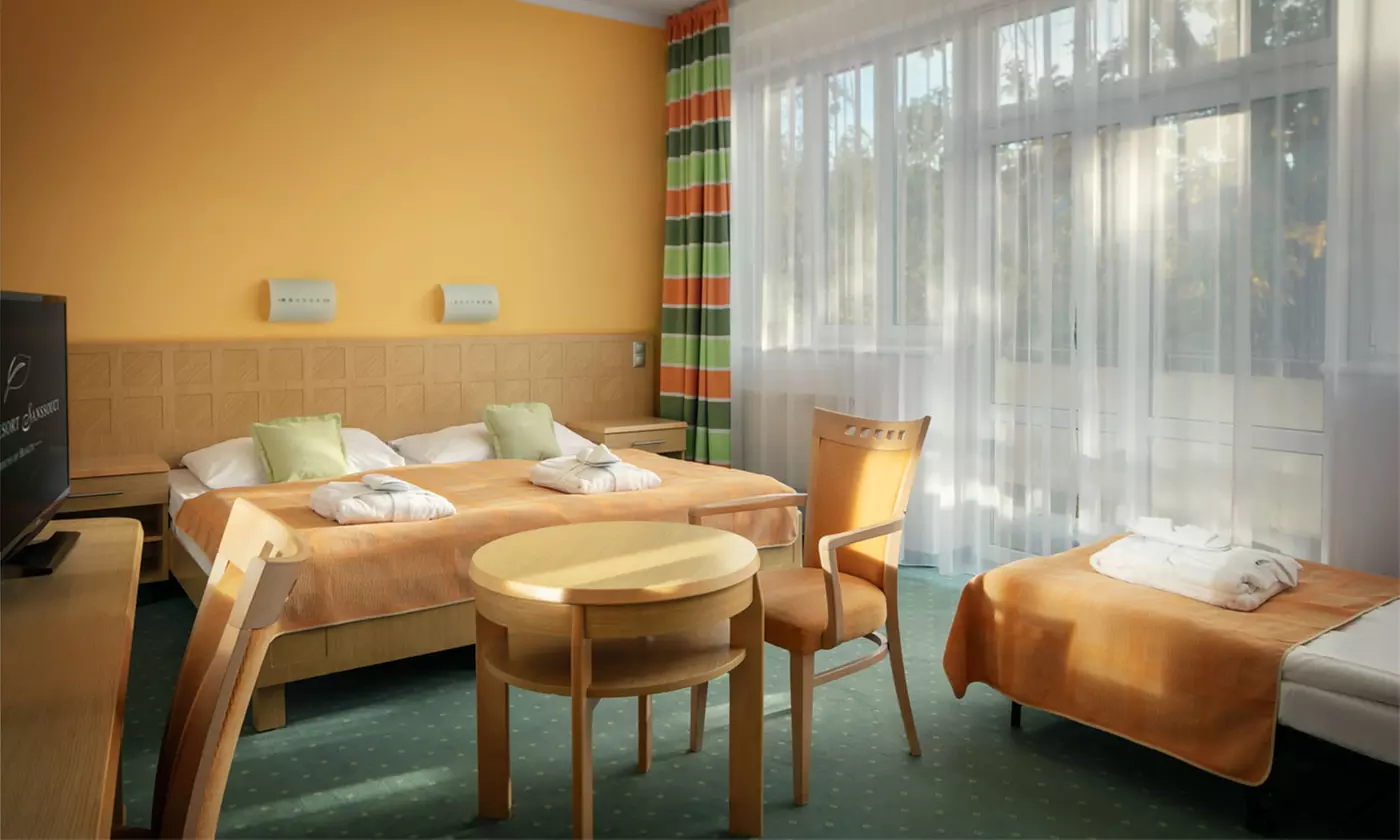 Karlsbad: Doppel- od. Zweibettzimmer mit Halbpension & Treatments