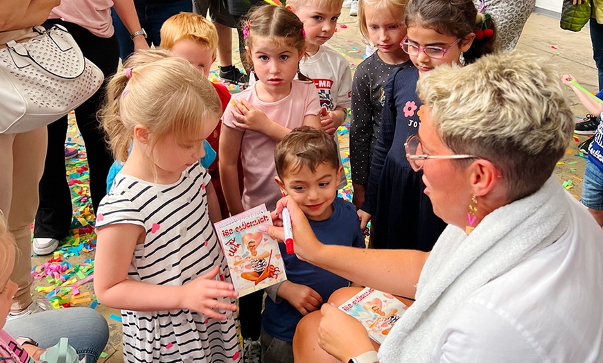 Image 2: 1-2 Tickets / Familienticket für die größte Kinderdisco Deutschlands