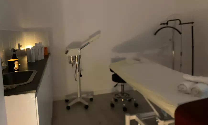 Image 4: Masaje relajante o descontracturante en pareja de 45 o 60 minutos 