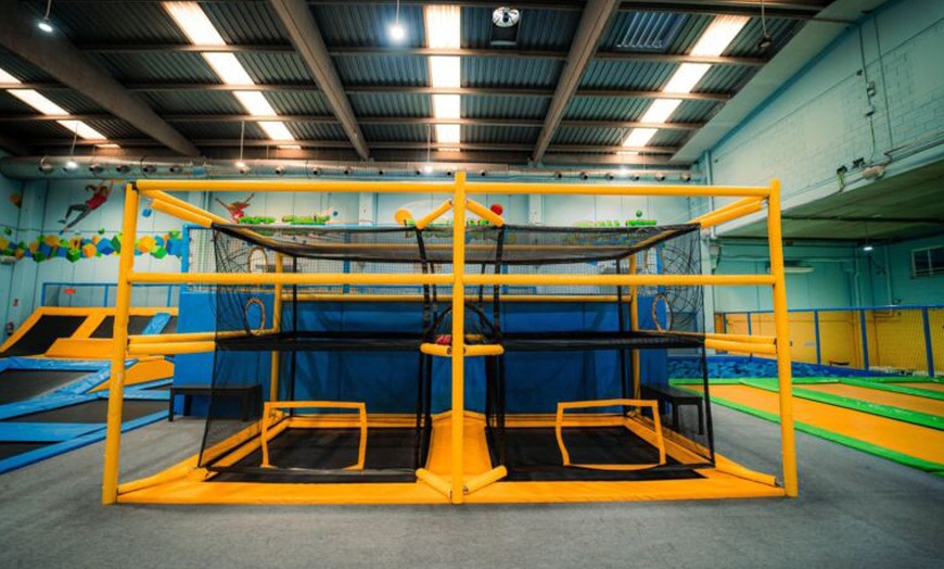 Image 4: Acceso de 1 hora a Costa Jump para 1 persona