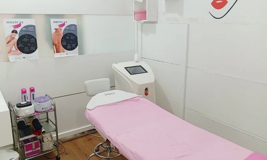 Image 2: Radiofrecuencia Indiba reafirmante facial o corporal: 1 o 2 sesiones