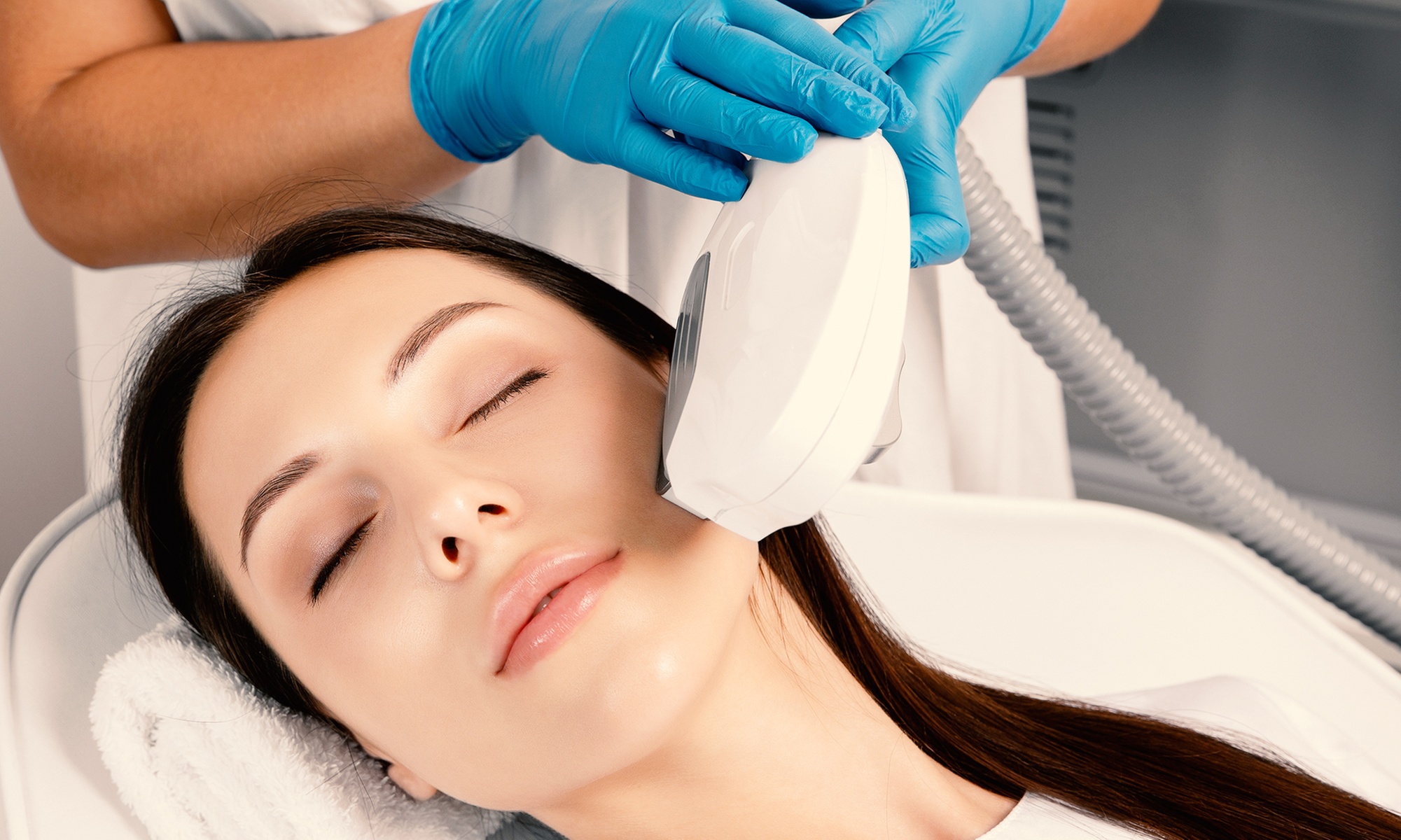 Hifu 7D Ultra-lifting en cara, papada y cuello con radiofrecuencia