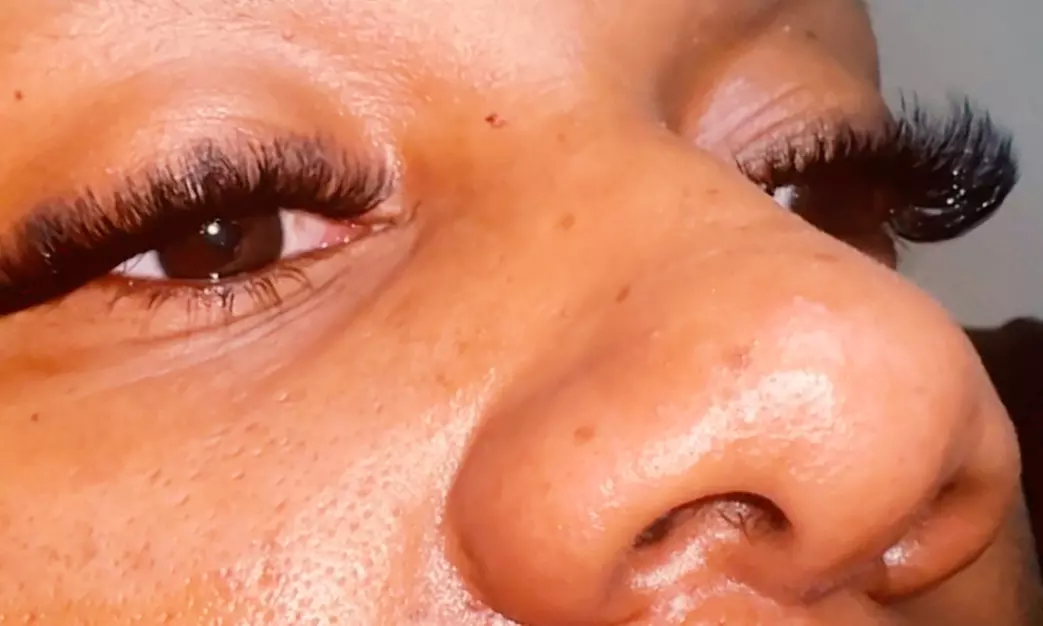 Get a Full Set of Classic, Hybrid, or Volume Eyelash Extensions