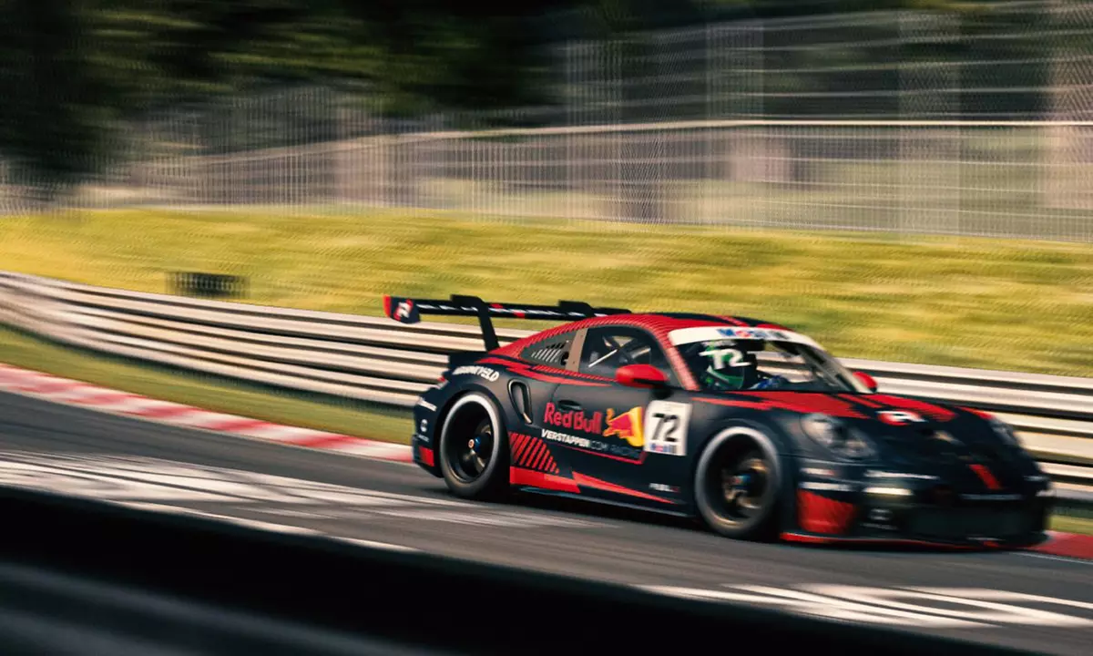 30-minute Race Simulator Experience - Static, Motion, or Ultimate