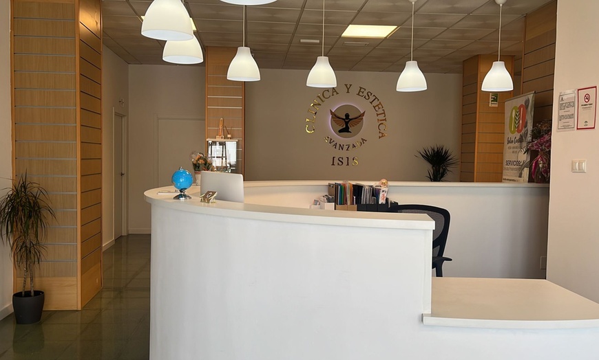 Image 9: 60 o 90 minutos de tratamiento head spa