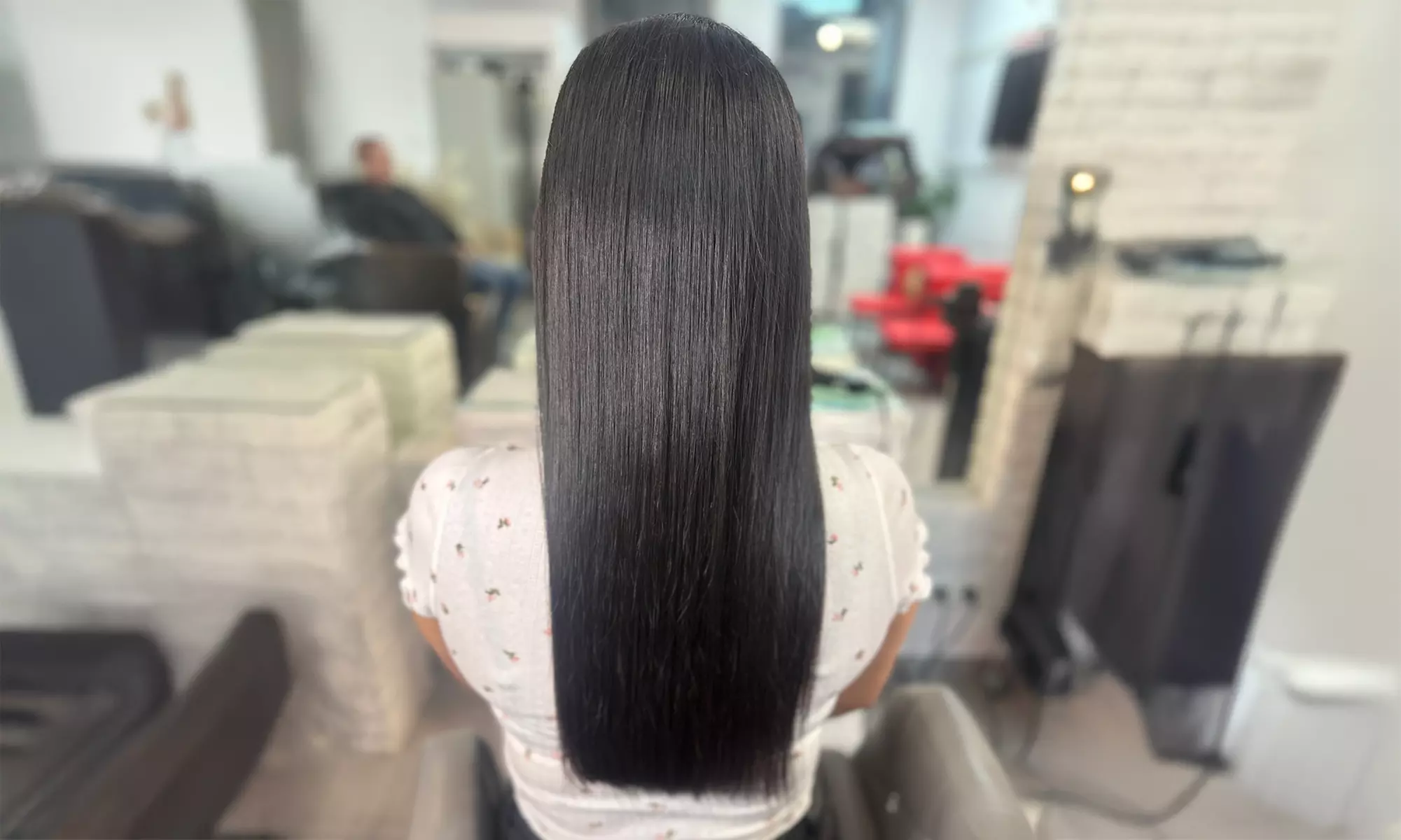 Keratynowe prostowanie włosów różnej długości