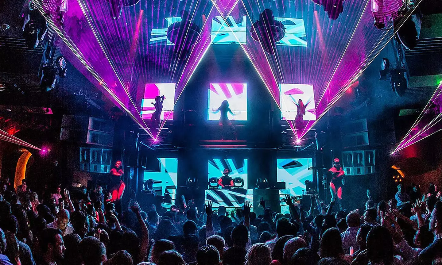 Dive into the ultimate VIP Las Vegas Walking Nightclub Crawl with VIP Vegas Club Crawl and enjoy up to 42% off. - Primary Image