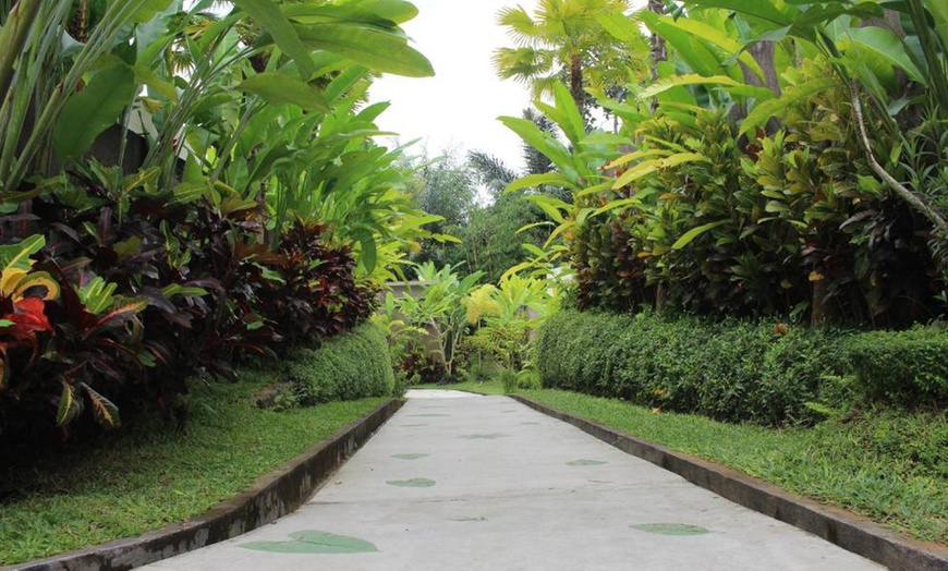 Image 10: Bali: 5 or 7 Nights with Massage & more at Senetan Villas & Spa Resort