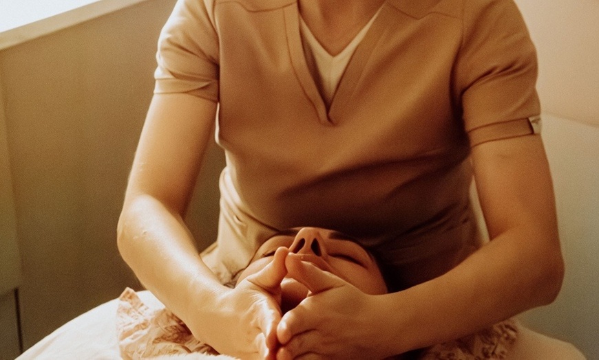 Image 4: Up to 24% Off on Massage - Relaxation at Kobido Effect