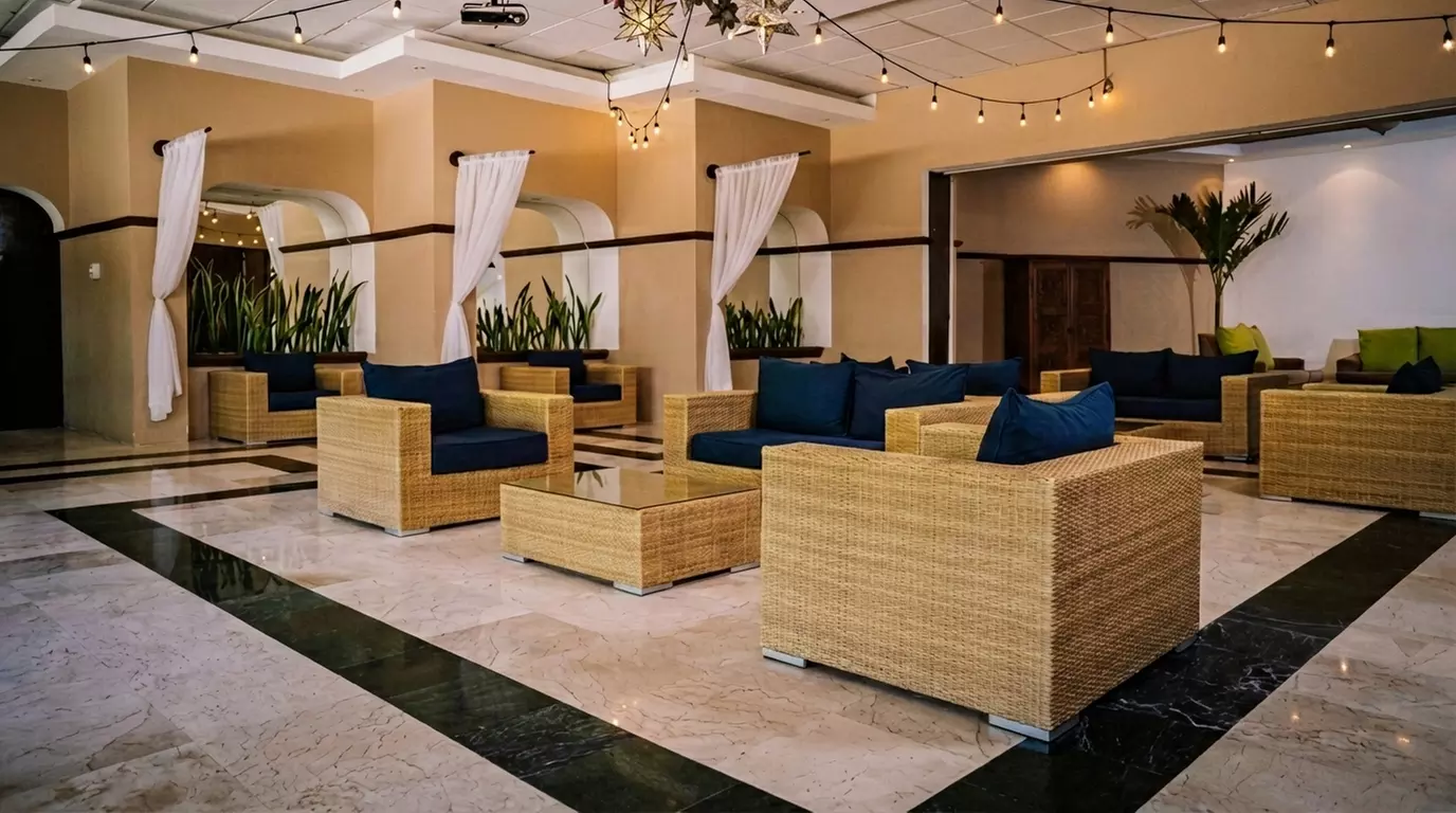 ✈ All-Incl. Paradise: 4 Nights at Flamingo Beach Resort Cancún