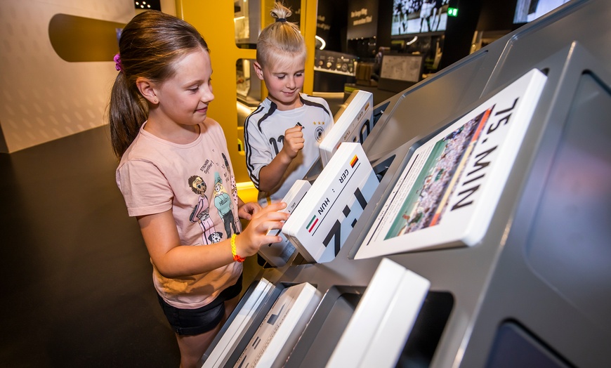 Image 13: Erwachsenen-Ticket für das Deutsche Fußballmuseum Dortmund
