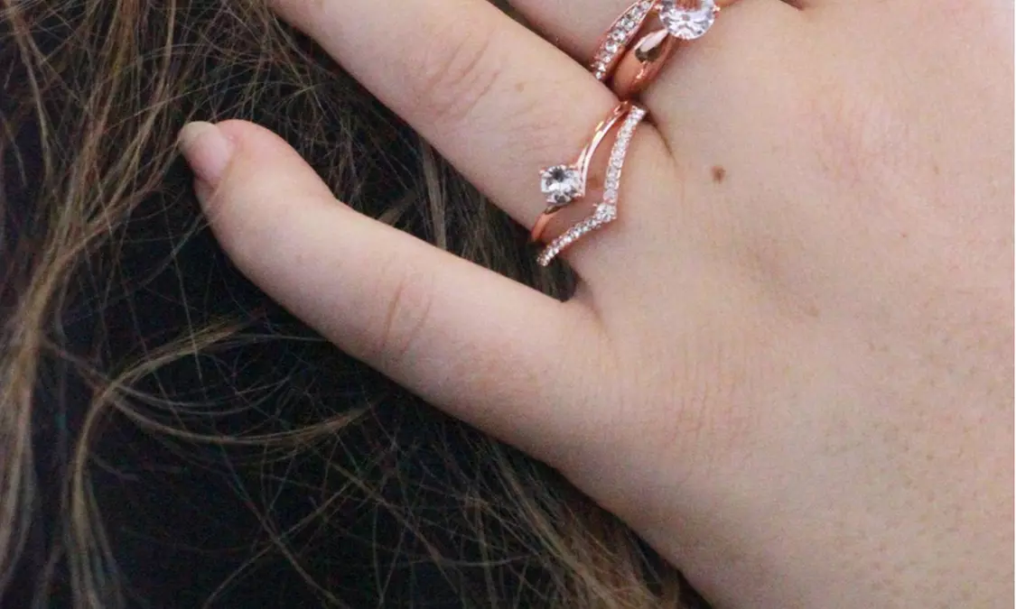 Damen-Ring mit österreichischen Kristallen