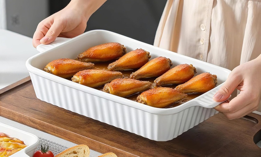 Image 4: Alivio 4-Piece Microwave and Oven-Safe Ceramic Bakeware Set