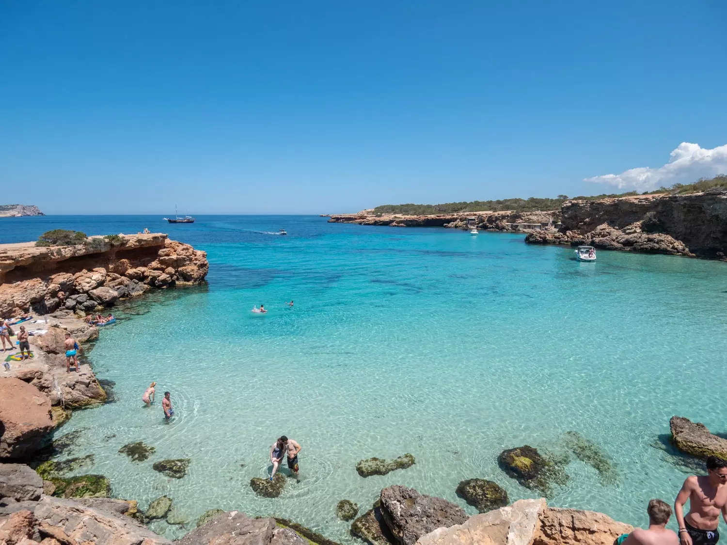 ✈ Ibiza Nights: 7 Days with Flight, Wheels & Chill Pack from Worldee