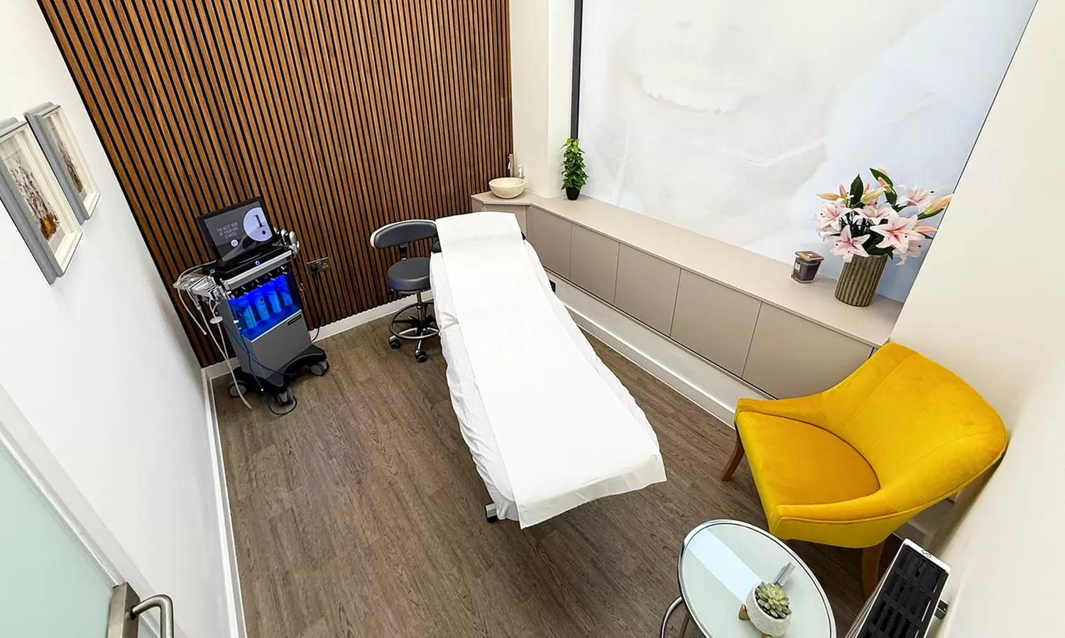 Transform Your Look with One or Three PRP Facials at Blue Bird Dentistry and Aesthetics Practice (Up to 65% Off) - Image 2