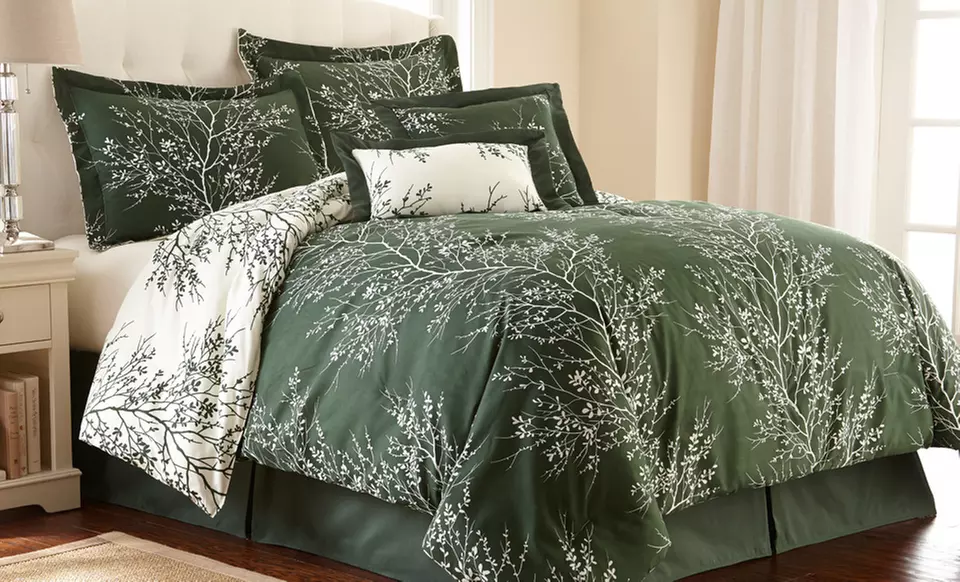 Hotel New York Plush Reversible Comforter Sets (Up to 84% Off). Multiple Colors Available. Free Shipping and Returns. - Image 5