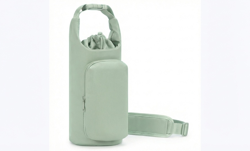 Image 2: Handheld Strap-Style Outdoor Sports Water Bottle Case