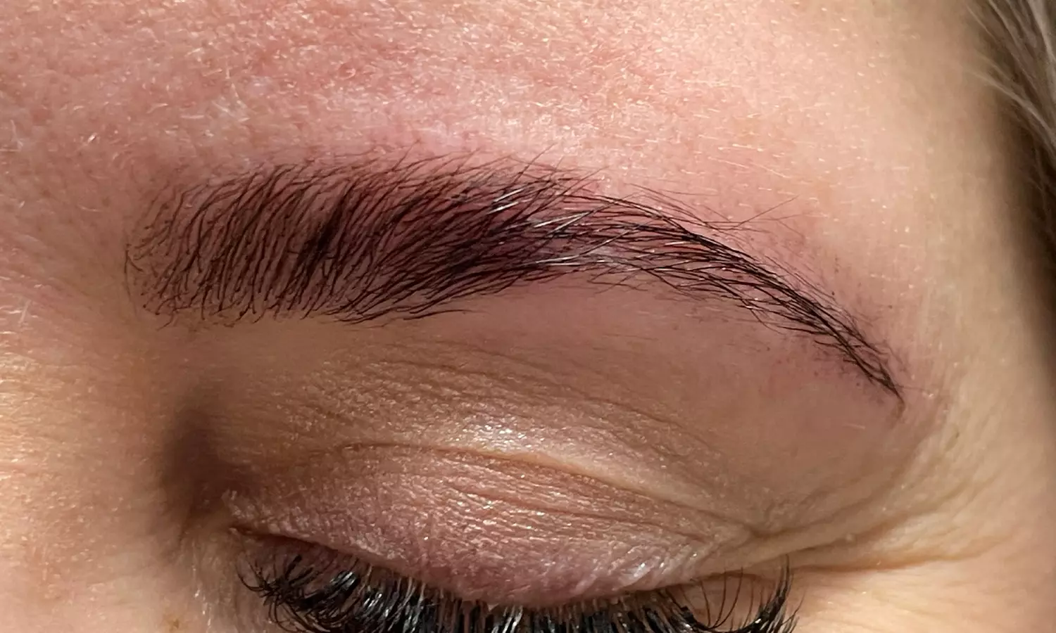 Enhance Your Look: Brow Lamination with Optional Tint and Brow Wax