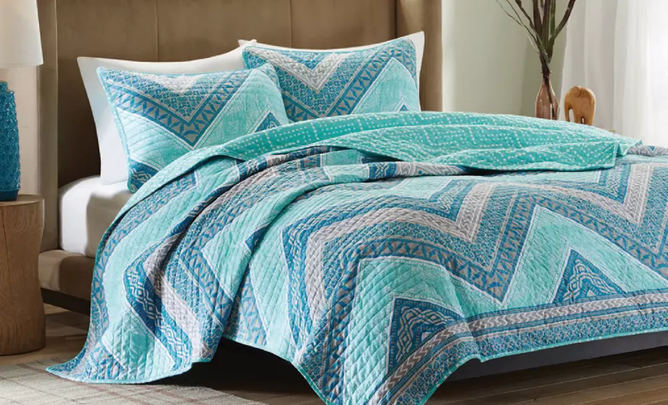 3-Piece Quilt Set - Primary Image