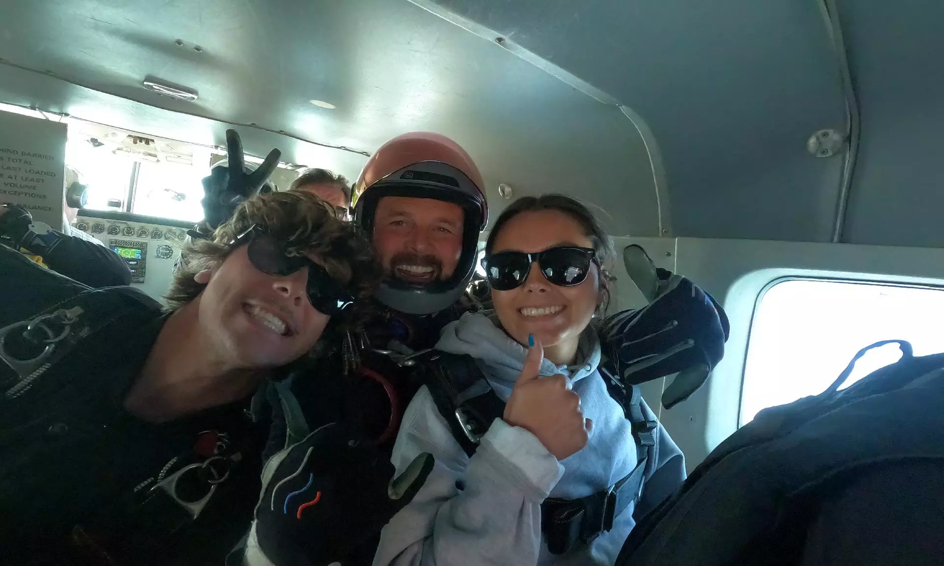 Experience the Thrill of Skydiving – Solo or Duo, 7,000ft to 15,000ft