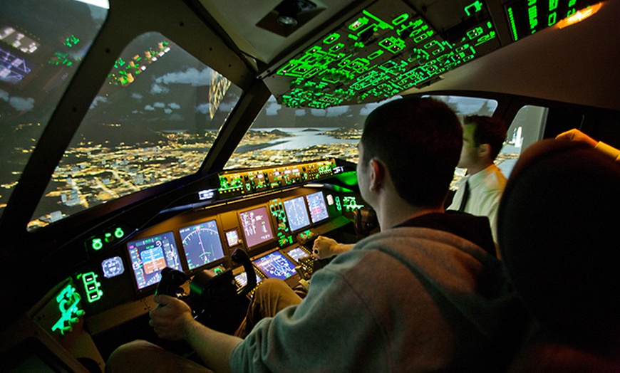 Image 2: 30, 60 oder 120 Min. im Flugsimulator Boeing 777 für 1 Person
