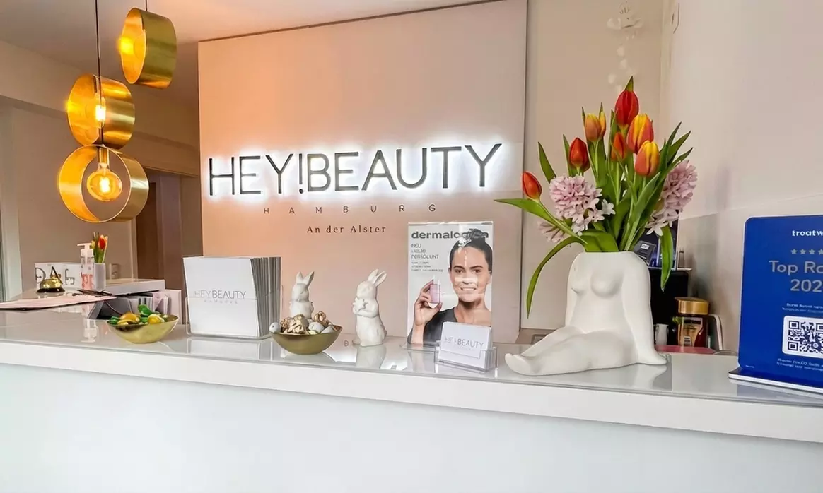 1-3x klassische Gesichtsbehandlung oder Microneedling für 1 Person