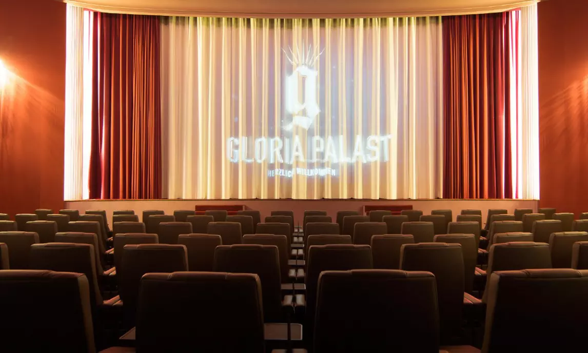 4 Kinotickets für alle 2D-Filme + Filmzuschlag & Überlänge im GLORIA PALAST MÜNCHEN oder mathäser (56% sparen) - Primary Image