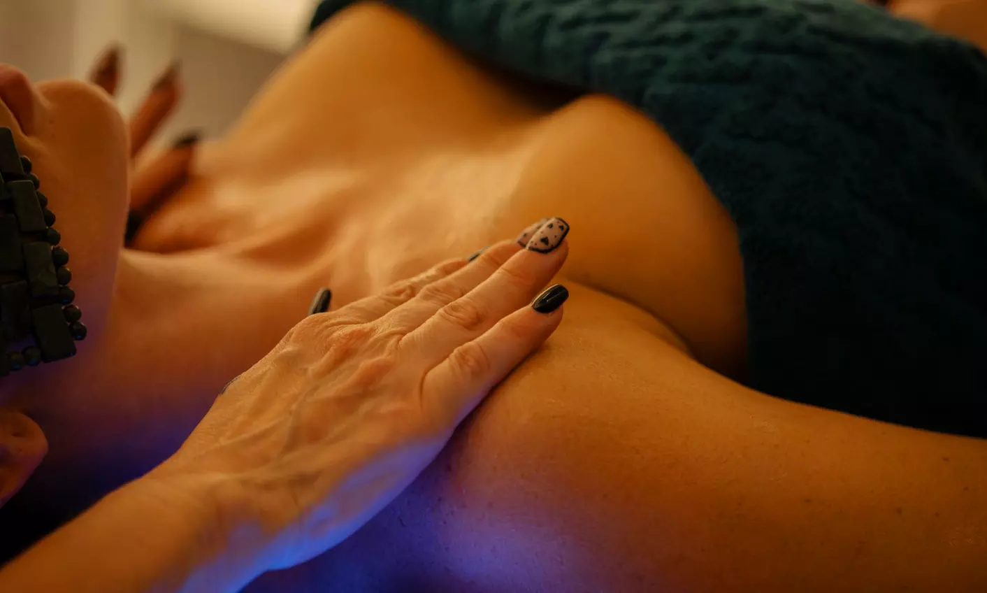 Ritual de head spa japonés para 1 con tratamiento facial o corporal