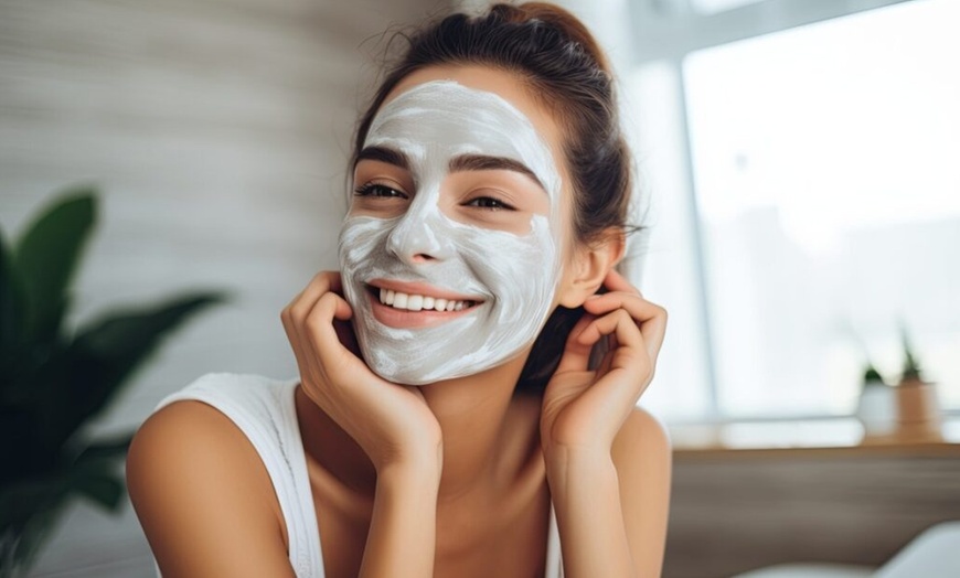 Image 4: 30, 60 or 90 Minutes of Relaxing Massages & Rejuvenating Facials 