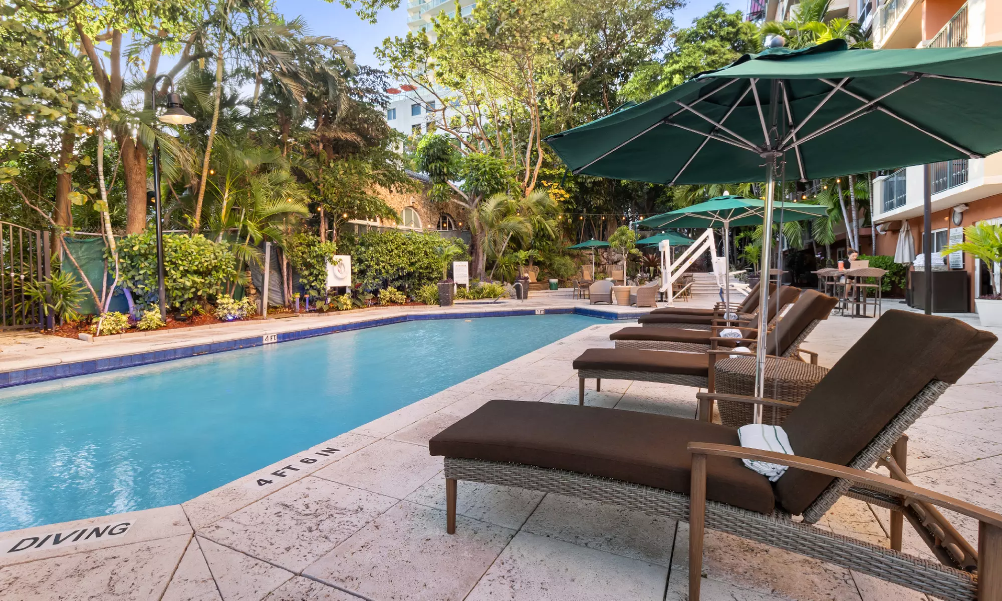 Relax at The Mutiny Hotel, Miami's Hidden Gem