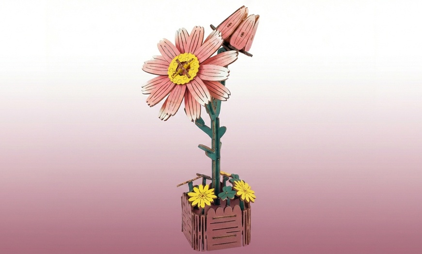 Image 6: DIY Wooden Flower Bouquet 3D Puzzle Craft Kit