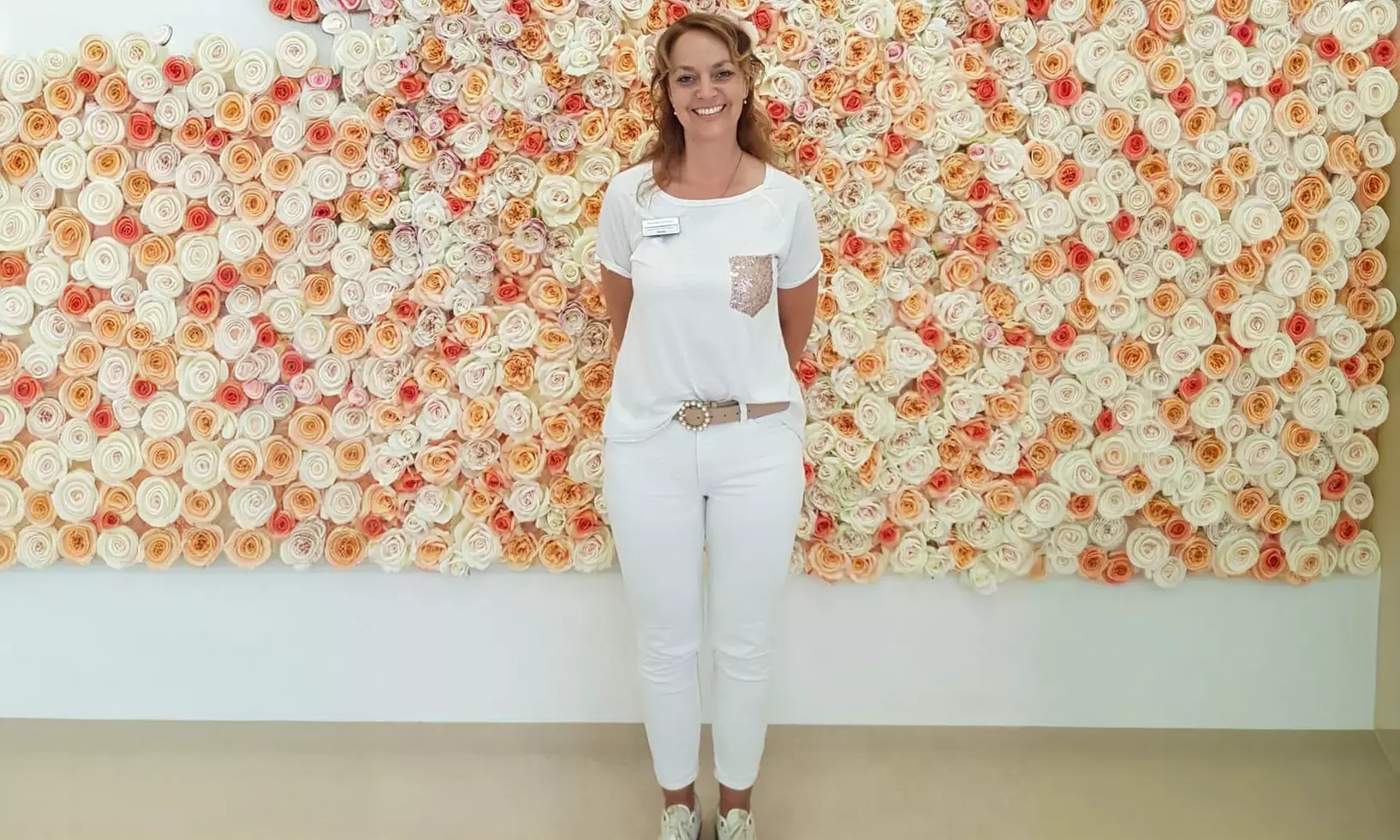 Gesichtsbehandlung mit Bedampfung / Anti-Aging-Pflege / Radiofrequenz