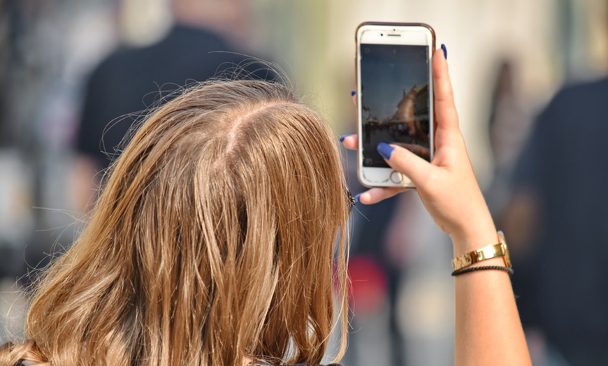 Image 1: Smartphone-stadsspel in 7 steden