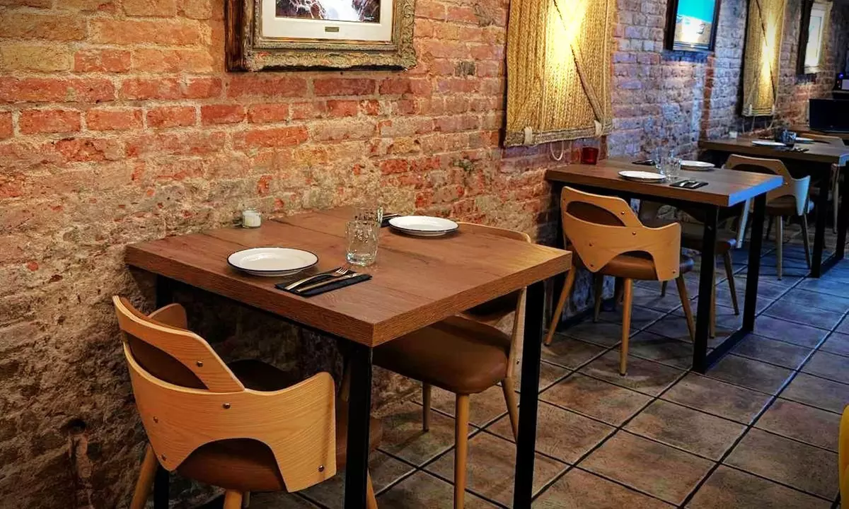 Menú de cocina halal para 2 o 4 personas con entrante, postre y bebida