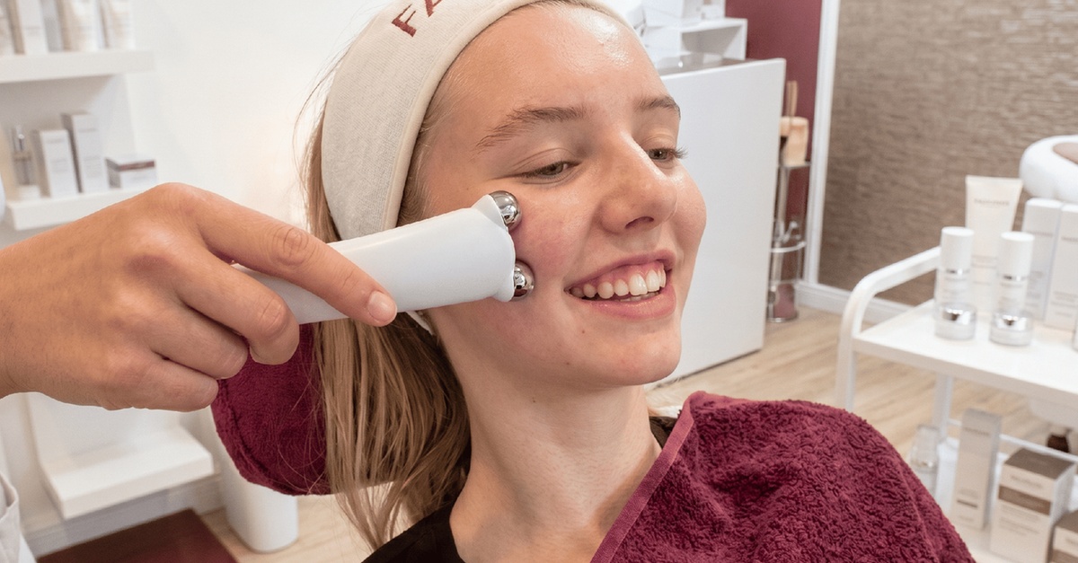 Limpieza facial con ultrasonido en Málaga