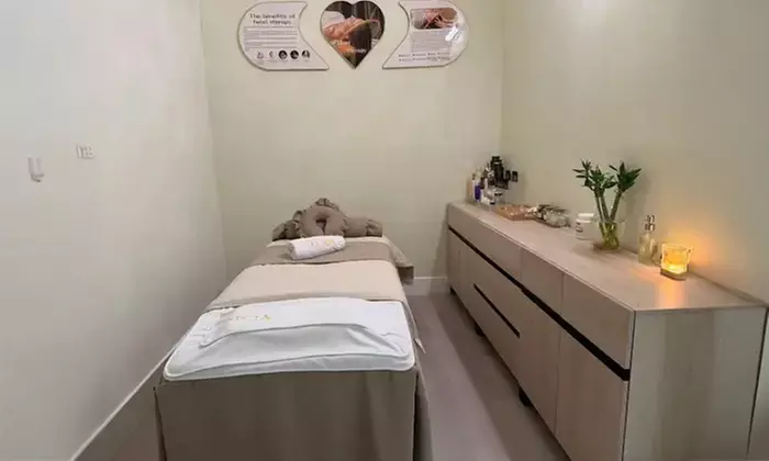 Rejuvenating Head Spa & Aromatherapy Experiences at Yi Spa