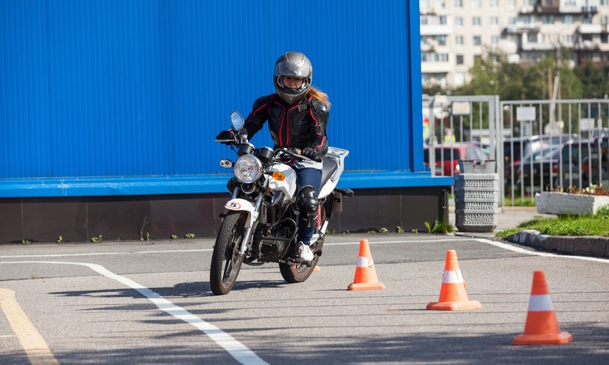 Image 1: Formations moto à Marseille : passez à la vitesse supérieure