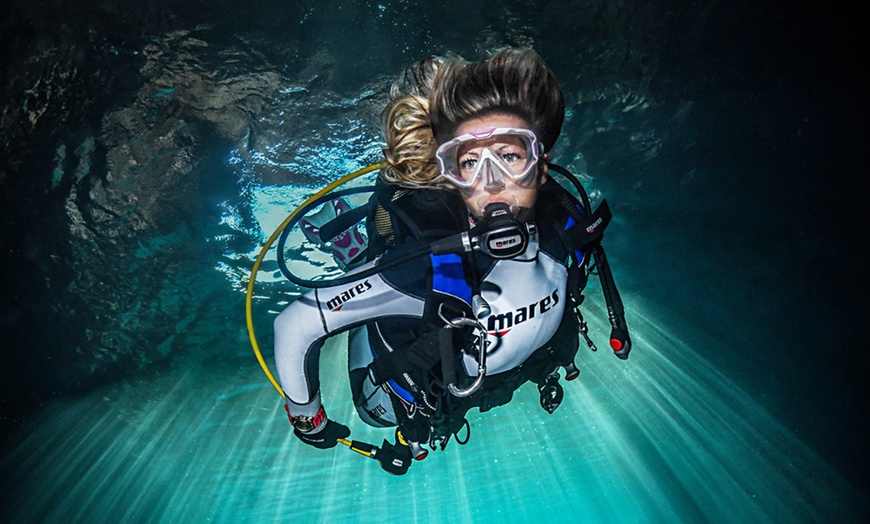Image 2: SSI Open Water Diver Course for One or Two People