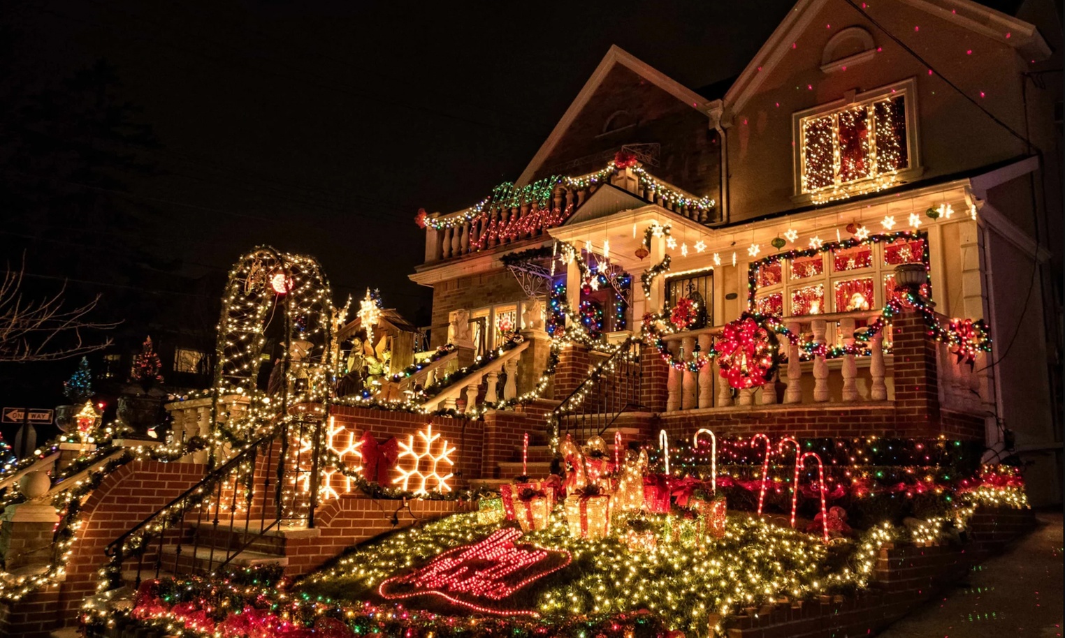 13% Off Dyker Heights Christmas Lights Bus Tour