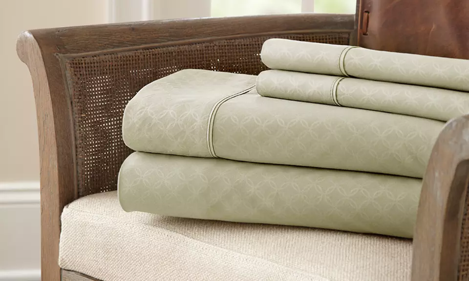 Kensington Hotel Collection 4-Piece Embossed Sheet Set - Primary Image