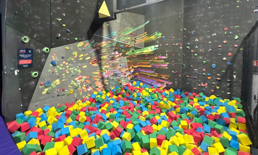 Image 4: Acceso de 1 hora o ilimitado a parque de camas elásticas para 1 o 2  