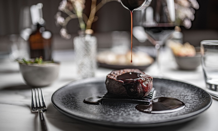 Image 4: Gourmet-Winter in München: Luxuriöses 6-Gänge-Menü 